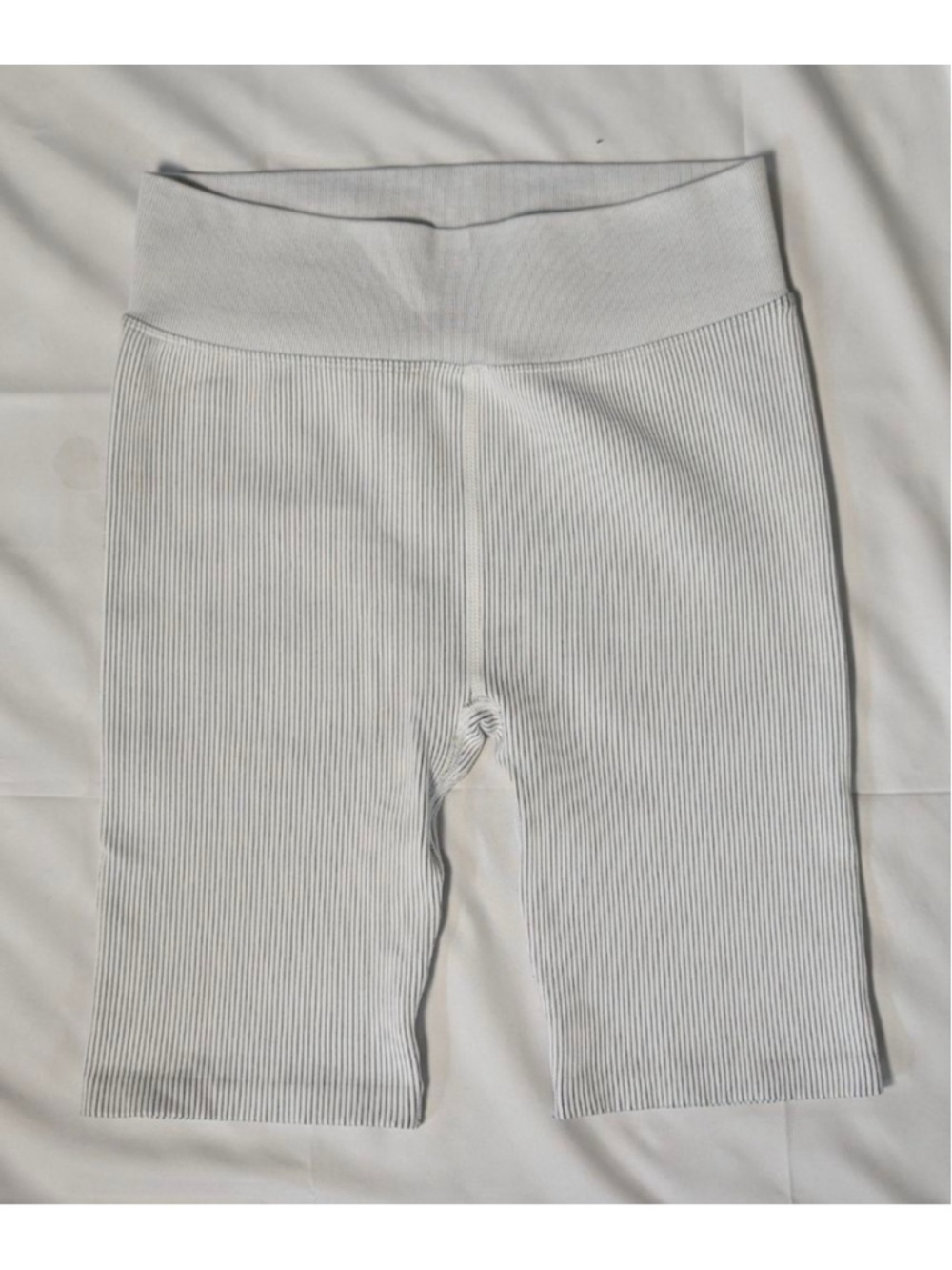 Calvin Klein White Ribbed Biker Shorts Performance Size Medium